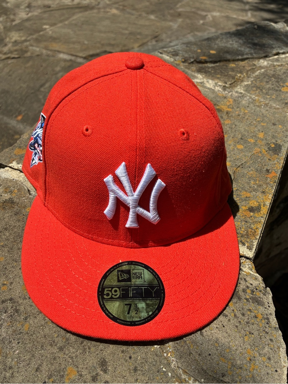 9fifty New York Yankees Red Fitted Baseball Cap Interior Detail